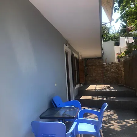 Ardian 3* Ksamil