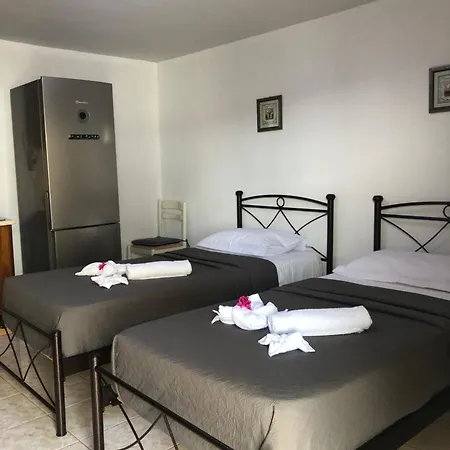 Ardian 3* Ksamil