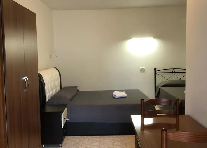 Konukevi Ardian Ksamil